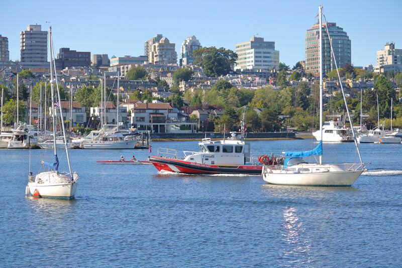 What are the Vessel Registry Fees in Canada