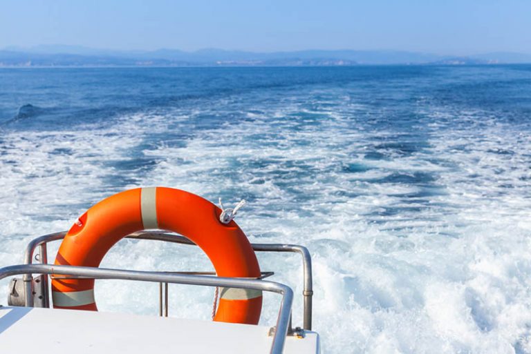 Refresher Course to Importing a Boat Trailer Into Canada USCG Registry Refresher Course to Importing a Boat Trailer Into Canada USCG Registry