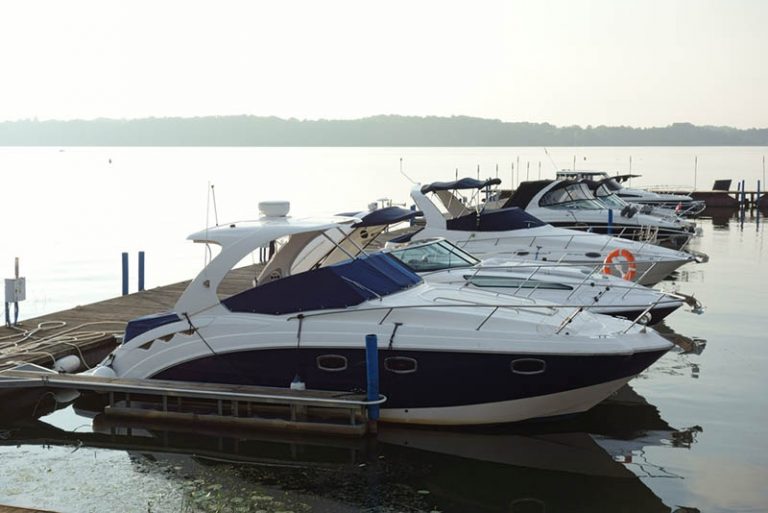 Transferring the Licence of a Pleasure Craft Buying a Boat in Canada Transferring the Licence of a Pleasure Craft Buying a Boat in Canada